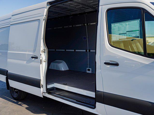 new 2024 Mercedes-Benz Sprinter 3500 car, priced at $71,733