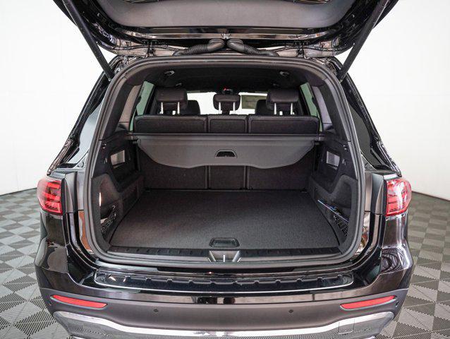 new 2025 Mercedes-Benz GLB 250 car, priced at $47,145