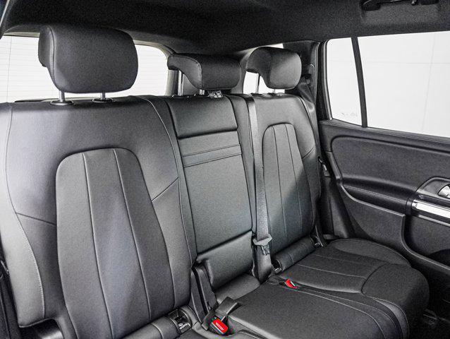 new 2025 Mercedes-Benz GLB 250 car, priced at $47,145