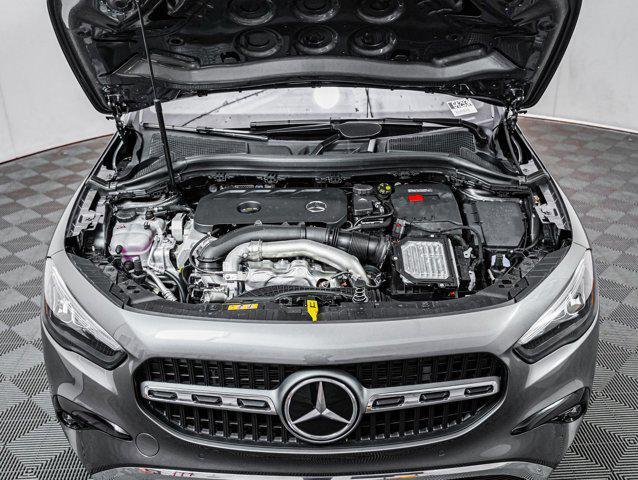 new 2025 Mercedes-Benz GLA 250 car, priced at $47,395