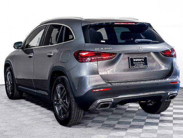 new 2025 Mercedes-Benz GLA 250 car, priced at $47,395