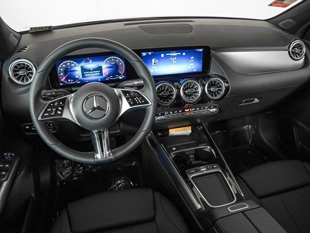 new 2025 Mercedes-Benz GLA 250 car, priced at $47,395