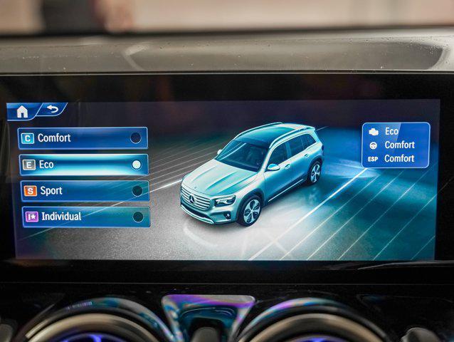 new 2025 Mercedes-Benz GLB 250 car, priced at $47,145