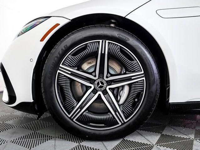 new 2026 Mercedes-Benz EQS 450 car, priced at $109,305