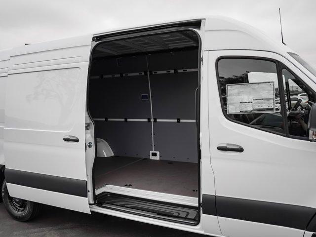 new 2025 Mercedes-Benz Sprinter 2500 car, priced at $65,212