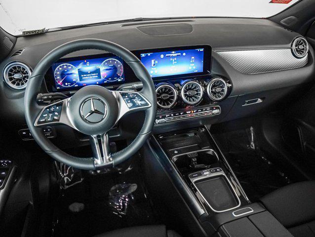 new 2025 Mercedes-Benz GLA 250 car, priced at $46,645