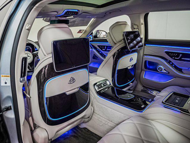 new 2024 Mercedes-Benz Maybach S 580 car, priced at $225,745