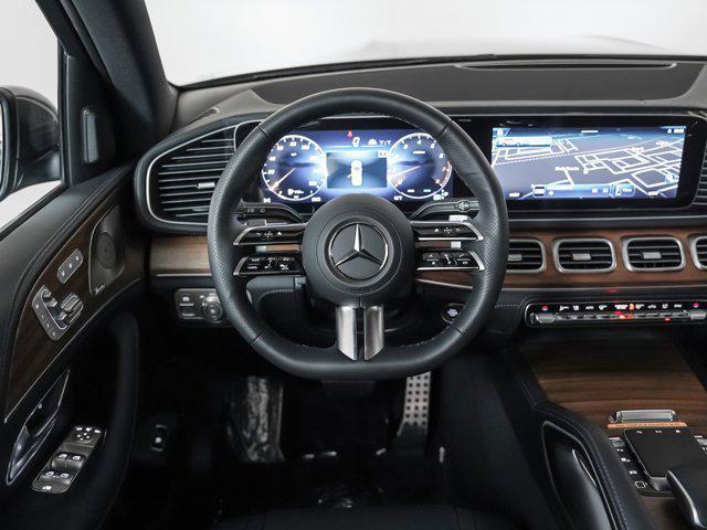new 2025 Mercedes-Benz GLS 580 car, priced at $117,280