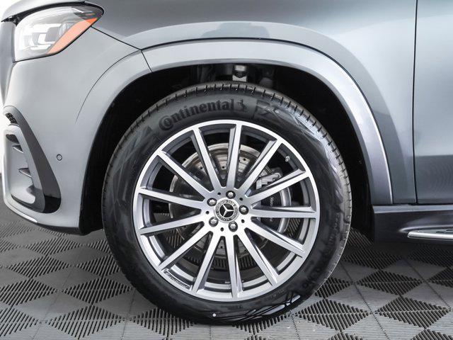 new 2025 Mercedes-Benz GLS 580 car, priced at $117,280