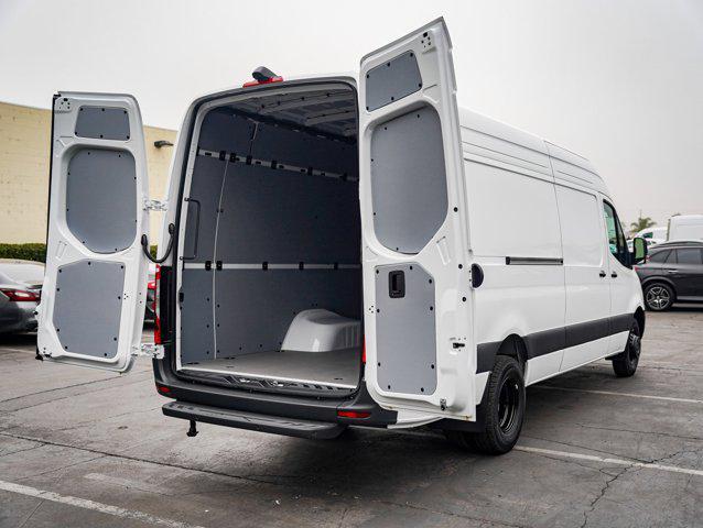 new 2024 Mercedes-Benz Sprinter 4500 car, priced at $78,255