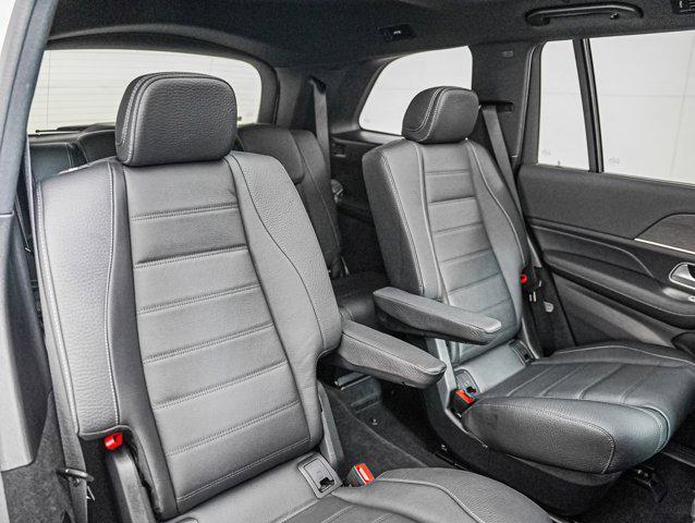 new 2026 Mercedes-Benz GLS 580 car, priced at $123,165