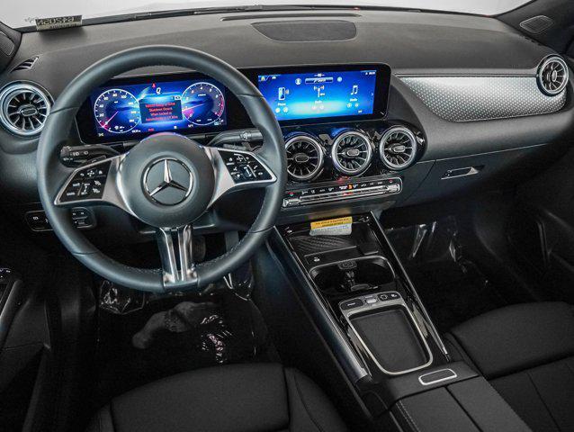 new 2025 Mercedes-Benz GLA 250 car, priced at $46,645