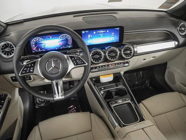 new 2025 Mercedes-Benz GLB 250 car, priced at $50,770