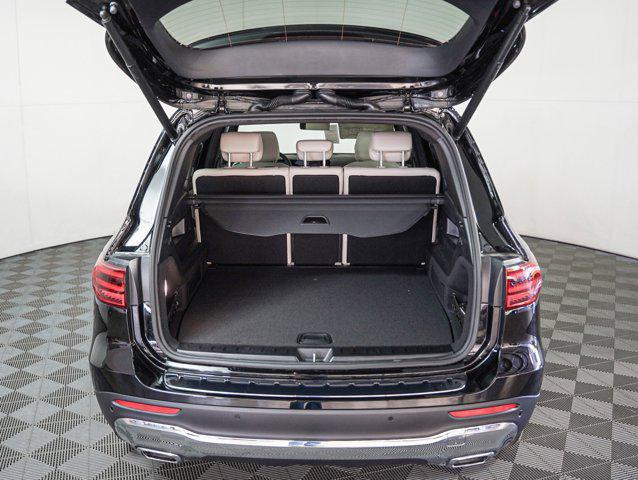 new 2025 Mercedes-Benz GLB 250 car, priced at $50,770