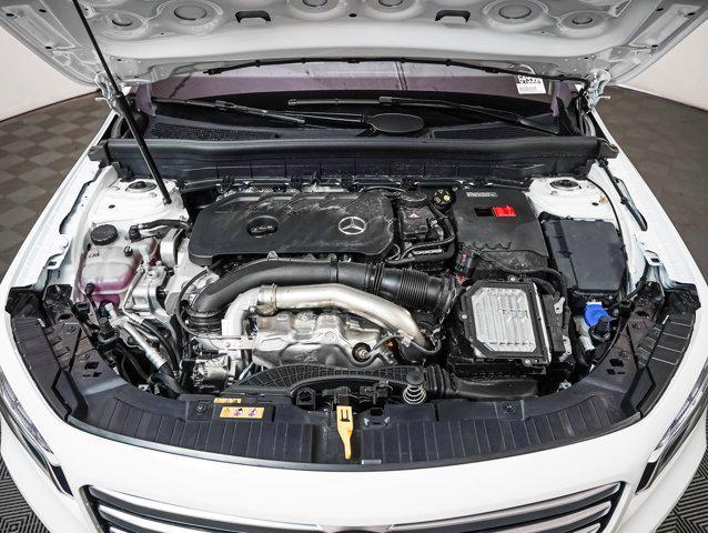 new 2025 Mercedes-Benz GLB 250 car, priced at $47,470