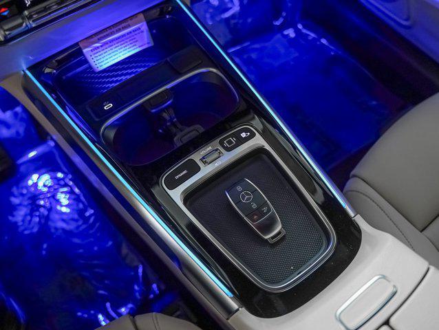 new 2025 Mercedes-Benz GLB 250 car, priced at $47,470
