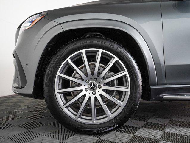 new 2025 Mercedes-Benz GLS 580 car, priced at $117,280