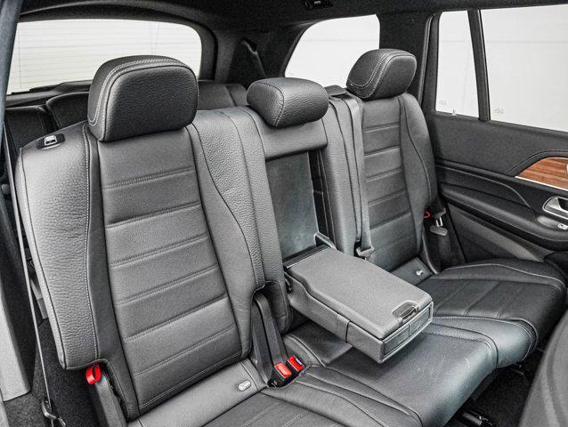 new 2025 Mercedes-Benz GLS 580 car, priced at $117,280