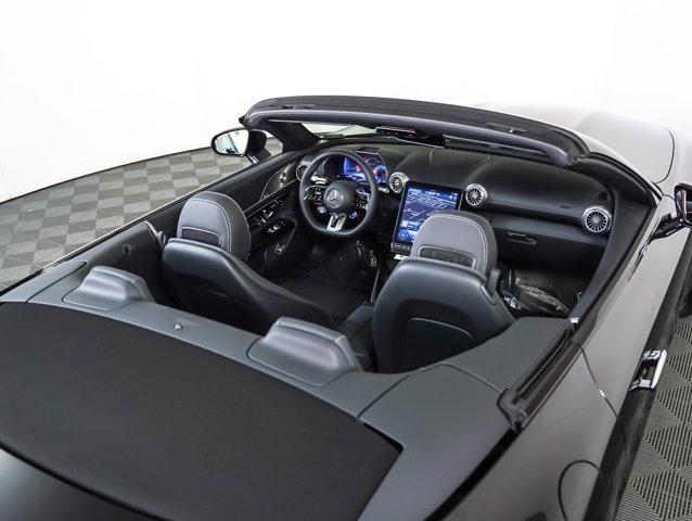 new 2024 Mercedes-Benz AMG SL 43 car, priced at $113,435