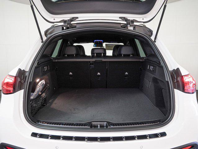 new 2025 Mercedes-Benz GLC 300 car, priced at $55,765