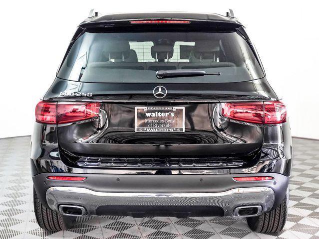 new 2025 Mercedes-Benz GLB 250 car, priced at $50,030