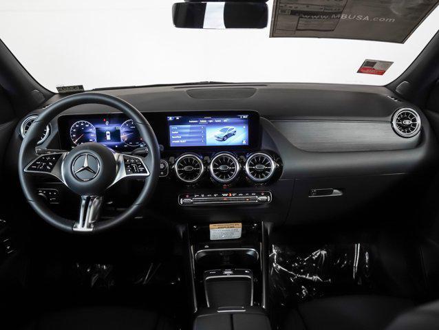 new 2025 Mercedes-Benz GLA 250 car, priced at $47,570