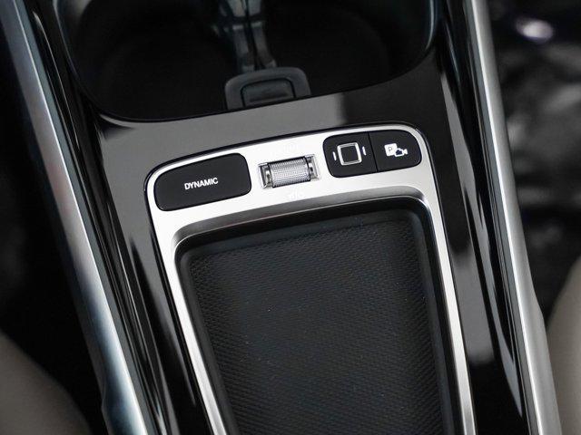 new 2025 Mercedes-Benz GLB 250 car, priced at $49,870