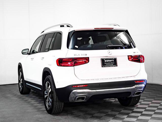 new 2025 Mercedes-Benz GLB 250 car, priced at $49,870