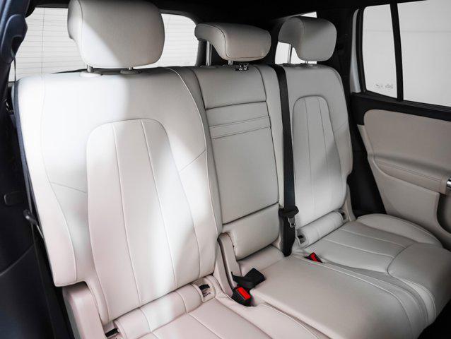 new 2025 Mercedes-Benz GLB 250 car, priced at $49,870