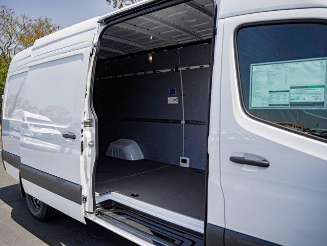 new 2024 Mercedes-Benz Sprinter 3500 car, priced at $68,735