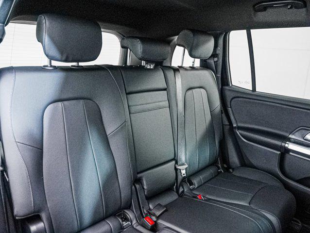 new 2025 Mercedes-Benz GLB 250 car, priced at $47,145