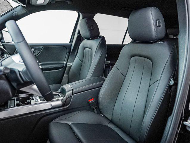 new 2025 Mercedes-Benz GLB 250 car, priced at $47,145