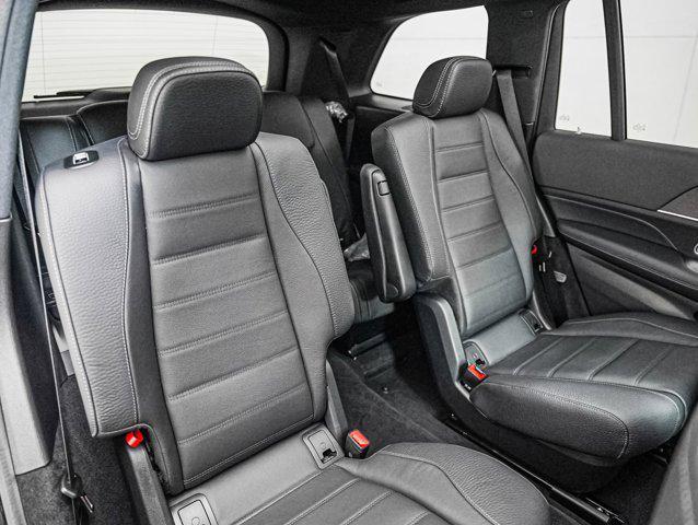 new 2025 Mercedes-Benz GLS 580 car, priced at $117,295