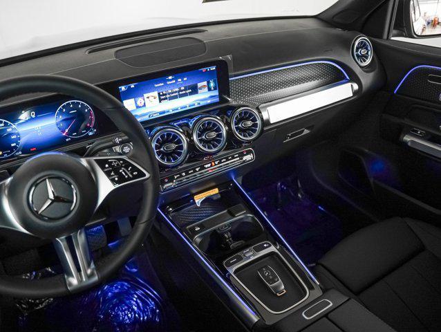 new 2025 Mercedes-Benz GLB 250 car, priced at $48,645