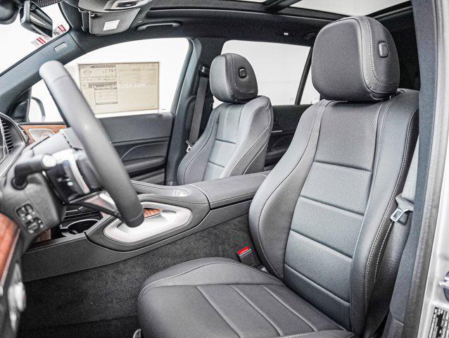 new 2025 Mercedes-Benz GLS 450 car, priced at $95,365