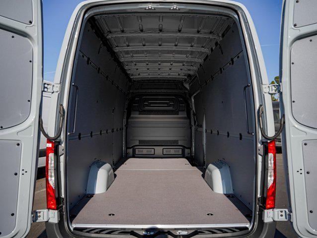 new 2025 Mercedes-Benz Sprinter 2500 car, priced at $66,388