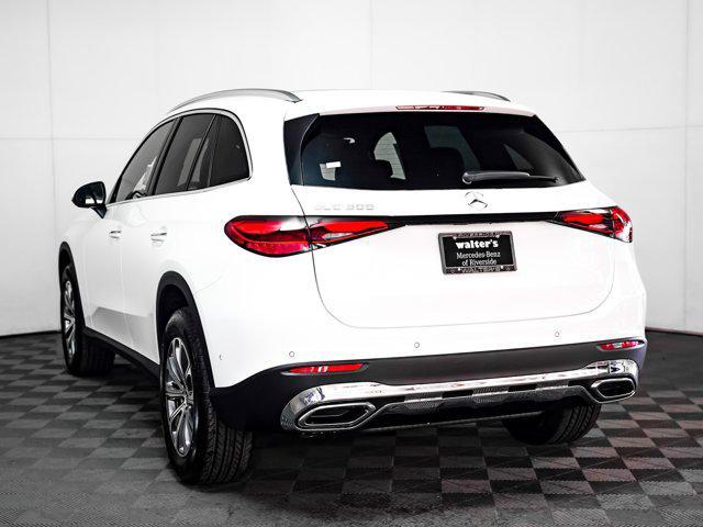 new 2026 Mercedes-Benz GLC 300 car, priced at $52,335