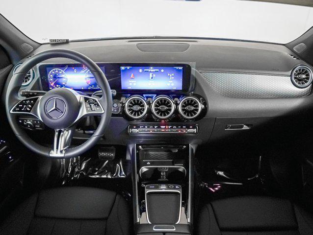 new 2025 Mercedes-Benz GLA 250 car, priced at $45,845