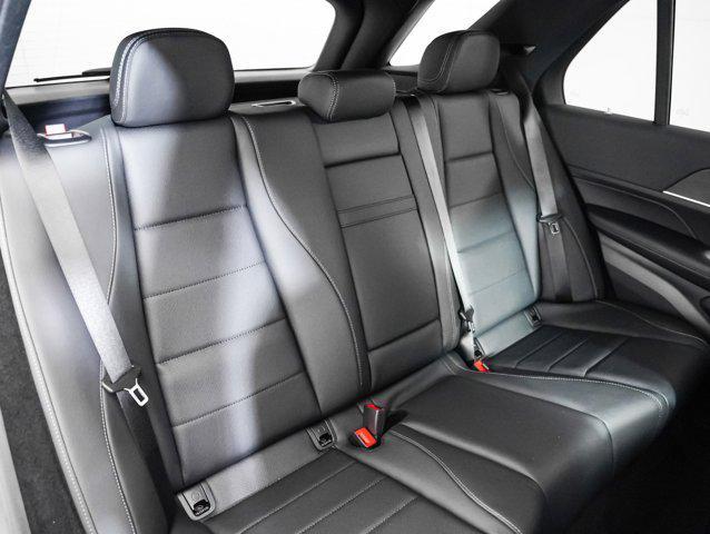 new 2025 Mercedes-Benz GLE 350 car, priced at $70,380