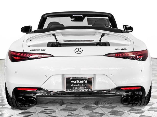 new 2025 Mercedes-Benz AMG SL 43 car, priced at $126,560