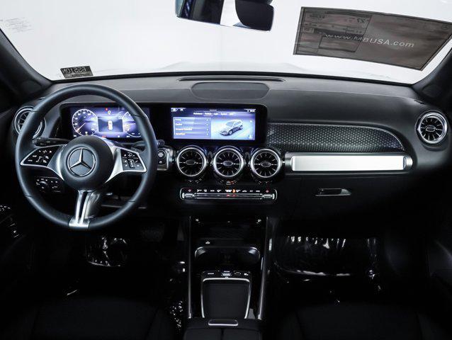 new 2025 Mercedes-Benz GLB 250 car, priced at $49,595