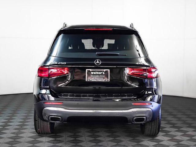 new 2025 Mercedes-Benz GLB 250 car, priced at $49,595