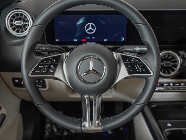 new 2025 Mercedes-Benz GLA 250 car, priced at $46,645