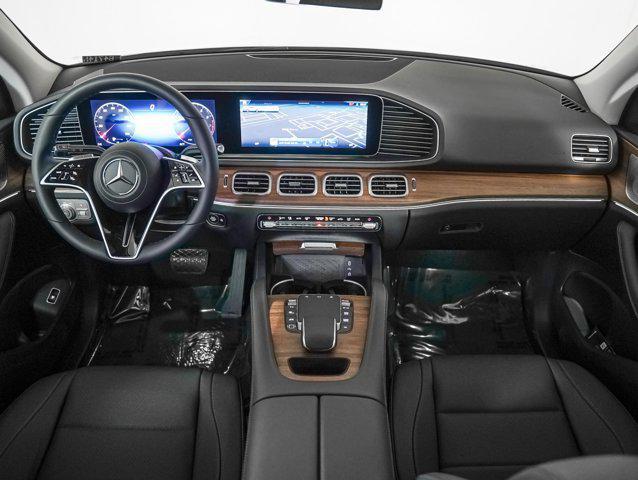 new 2025 Mercedes-Benz GLE 350 car, priced at $70,315