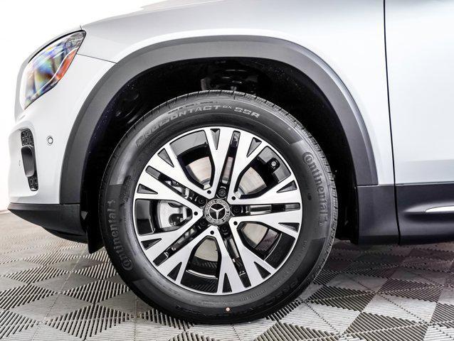 new 2025 Mercedes-Benz GLB 250 car, priced at $54,020