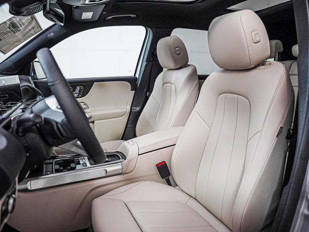 new 2025 Mercedes-Benz GLB 250 car, priced at $54,020