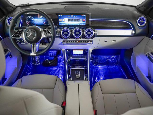 new 2025 Mercedes-Benz GLB 250 car, priced at $54,020