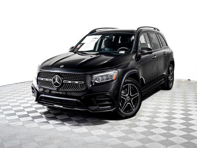 new 2024 Mercedes-Benz GLB 250 car, priced at $51,855