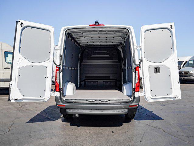 new 2025 Mercedes-Benz Sprinter 2500 car, priced at $57,058