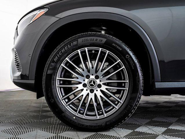 new 2025 Mercedes-Benz GLC 300 car, priced at $52,915